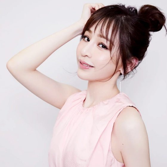 Новая икона стиля: Тайваньская певица Синди Ван